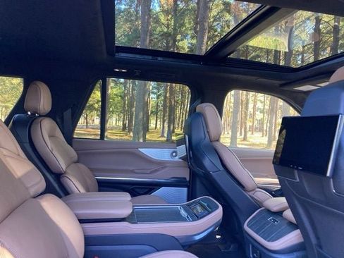 New 2025 Lincoln Navigator L Black Label image 27