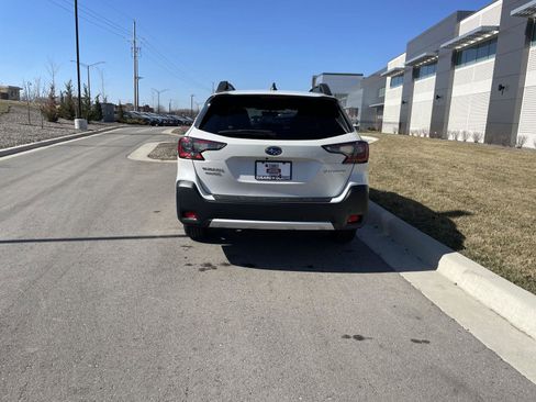 Used 2024 Subaru Outback Limited image 25
