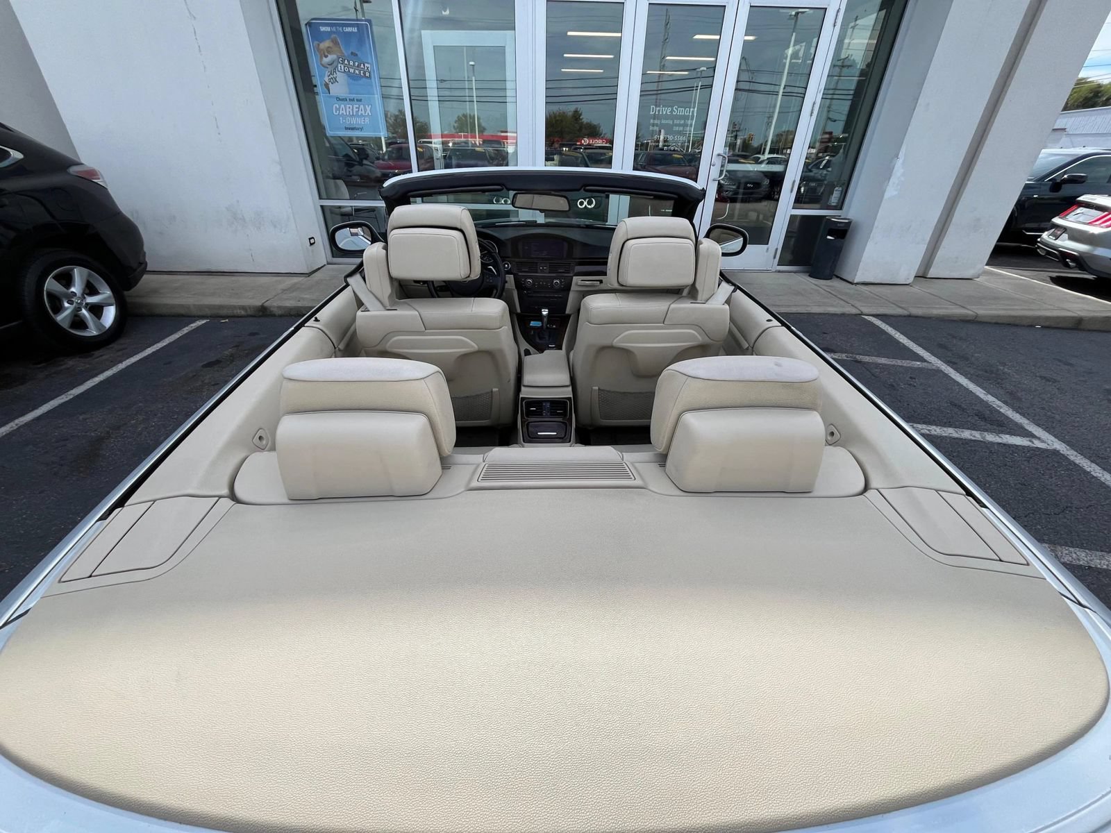 Used 2013 BMW 328i Convertible w/ M Sport Pkg RWD image 37