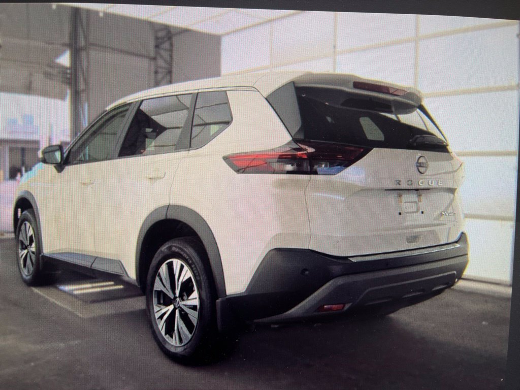 Certified 2023 Nissan Rogue SV AWD/4WD image 3