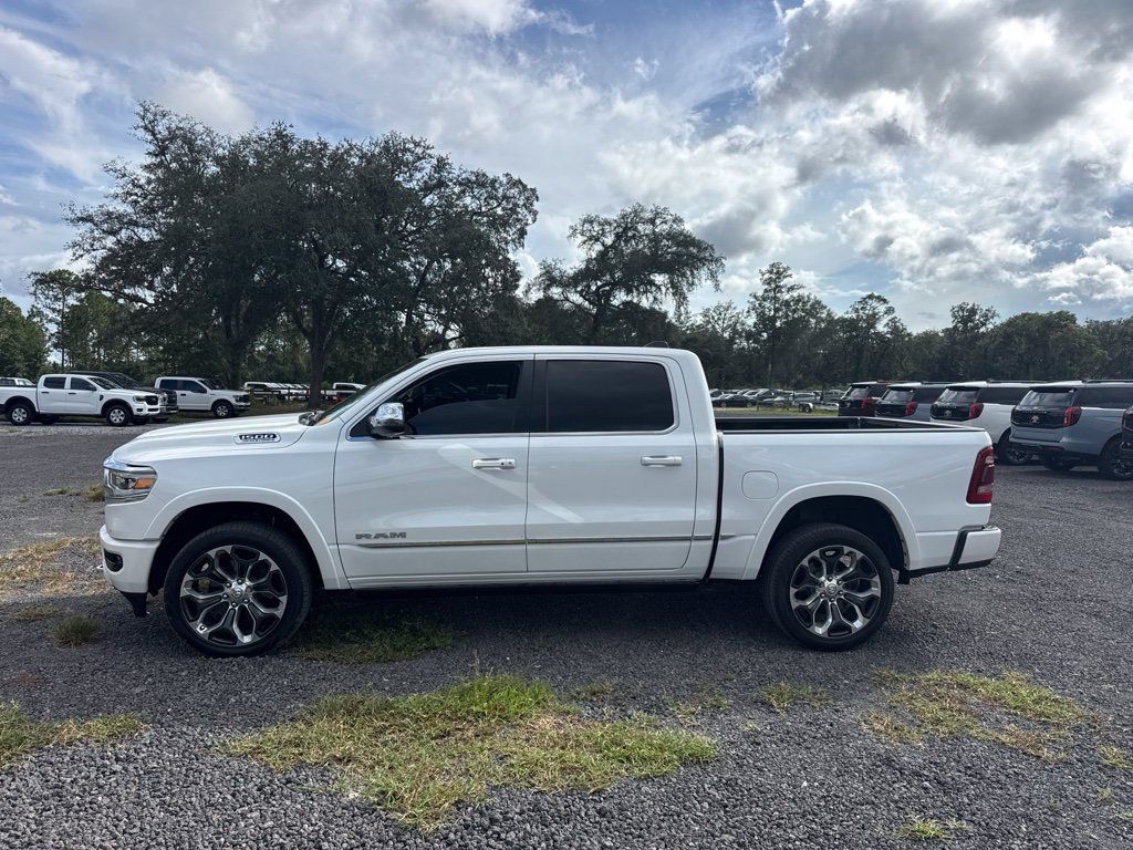 Used 2024 RAM 1500 Limited AWD/4WD image 2