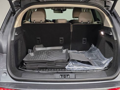 New 2026 Lincoln Corsair Reserve image 9