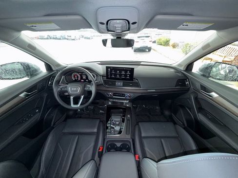 Used 2025 Audi Q5 2.0T Premium Plus w/ Premium Plus Package AWD/4WD image 22
