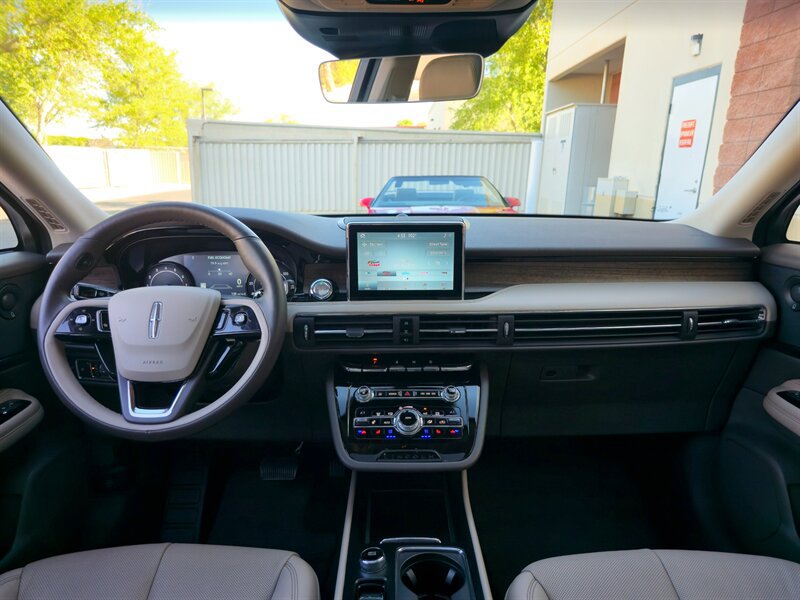 Used 2020 Lincoln Corsair Reserve FWD image 14