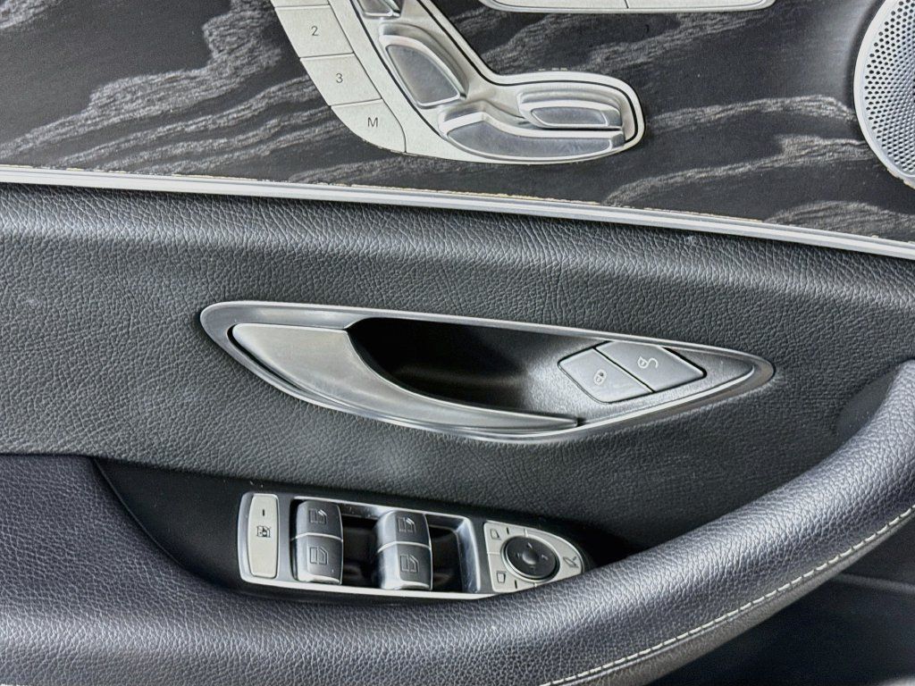Used 2018 Mercedes-Benz E 300 image 20