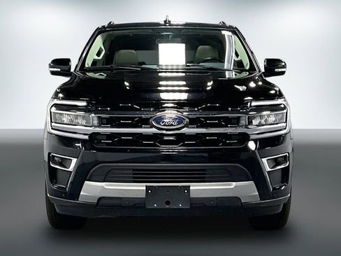 Used 2024 Ford Expedition Max Limited AWD/4WD image 2