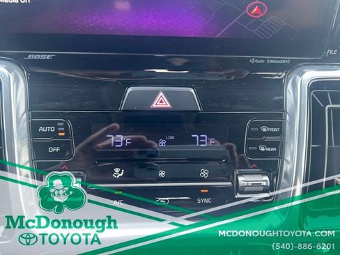 Used 2023 Kia Sorento SX AWD/4WD image 15