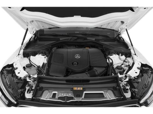 Used 2023 Mercedes-Benz GLC 300 4MATIC image 12
