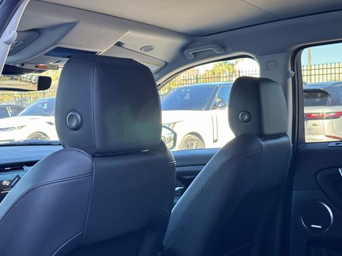 Certified 2025 Land Rover Discovery Sport S image 15