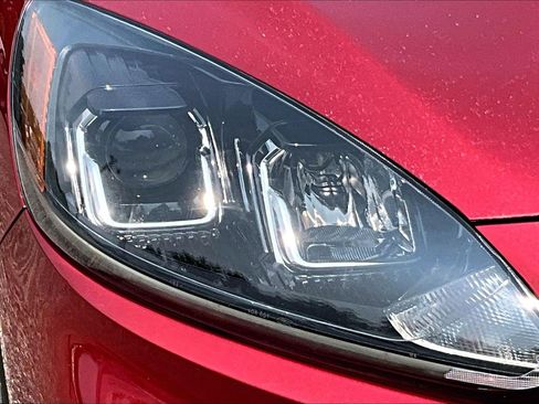 Certified 2020 Ford Escape SE AWD/4WD image 29