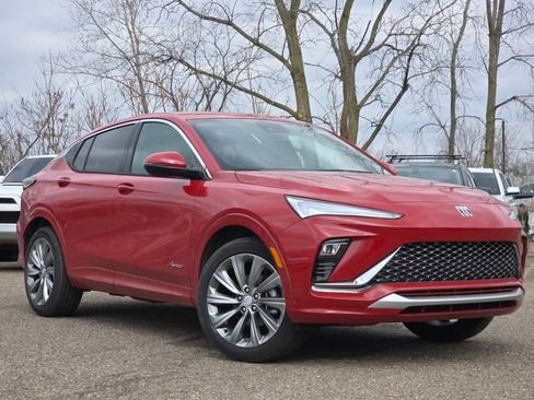 New 2026 Buick Envista Avenir image 2