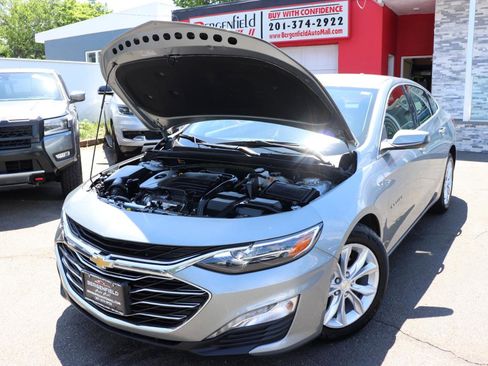 Used 2025 Chevrolet Malibu LT FWD image 48