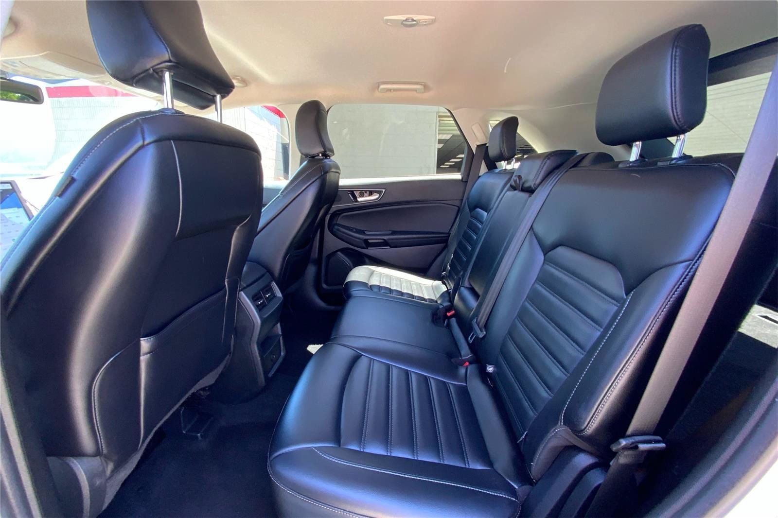 Used 2024 Ford Edge SEL AWD/4WD image 11