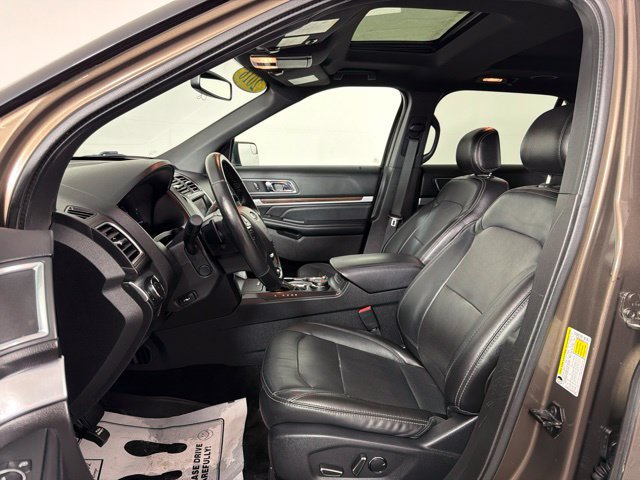 Used 2016 Ford Explorer Limited AWD/4WD image 17
