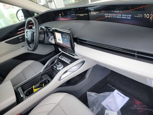 New 2026 Lincoln Nautilus Premier w/ Equipment Group 102A image 16