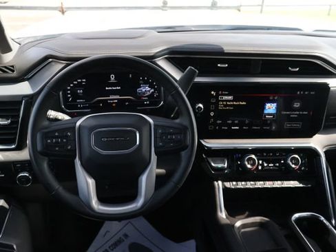 Used 2025 GMC Sierra 2500 Denali AWD/4WD image 11