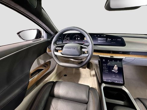 Used 2024 Lucid Air Pure RWD image 14