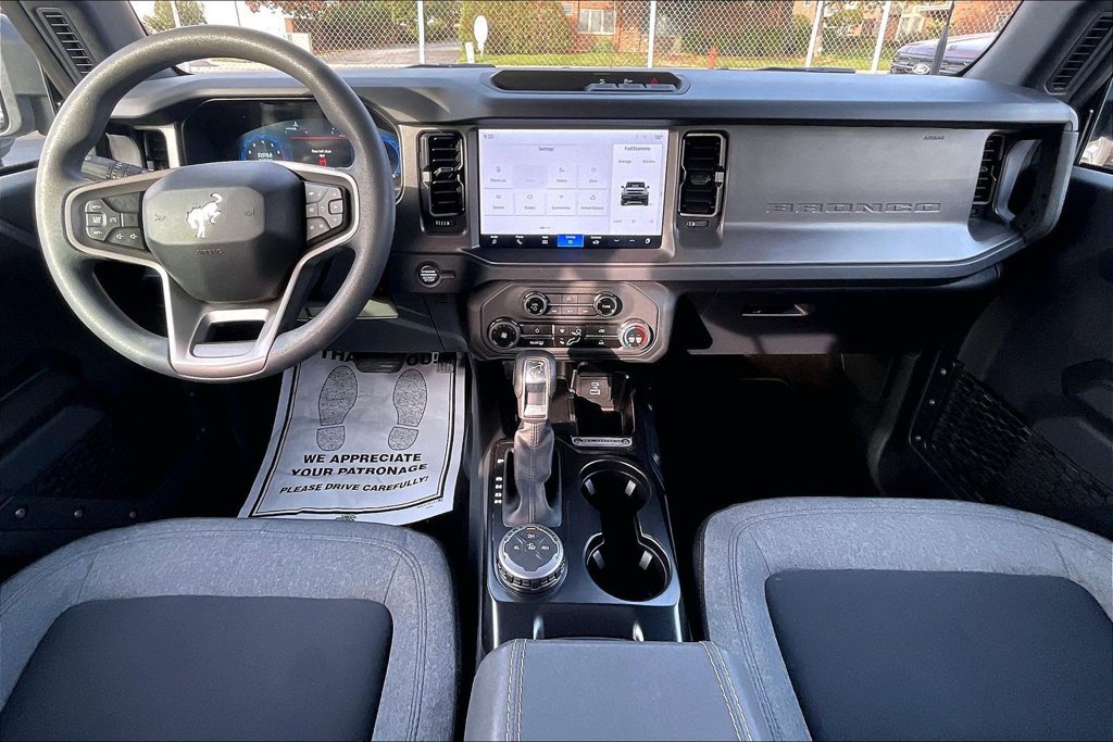 Used 2025 Ford Bronco 4-Door AWD/4WD image 14