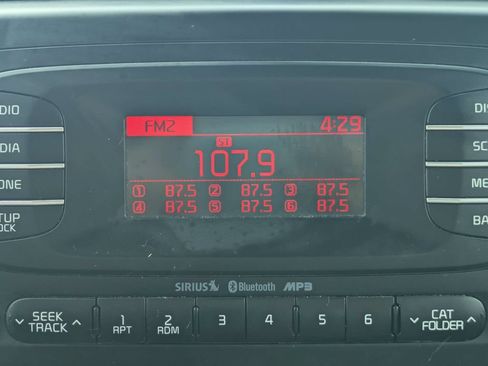 Used 2015 Kia Soul FWD image 21