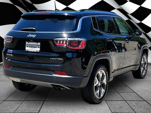Used 2020 Jeep Compass Limited w/ Luxury Seat Group AWD/4WD image 2