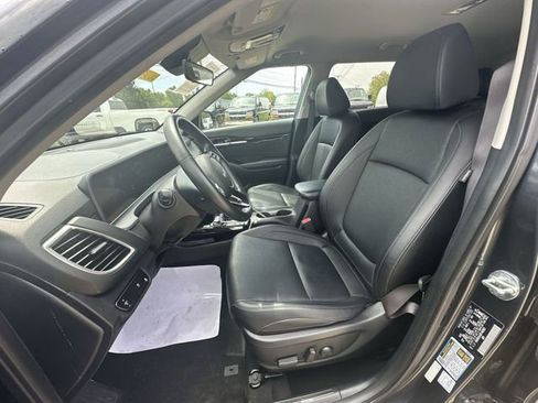 Used 2024 Kia Seltos EX FWD image 21