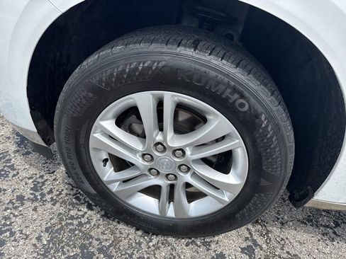 Used 2020 Buick Enclave Essence FWD image 23