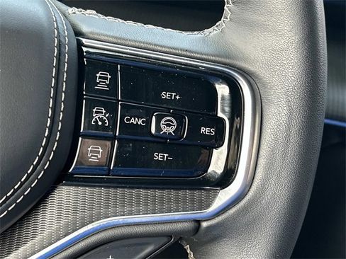 Used 2024 Jeep Grand Wagoneer Series II w/ Quick Order Packagew 28T image 37