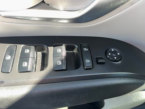 Used 2022 Hyundai Tucson SEL image 17