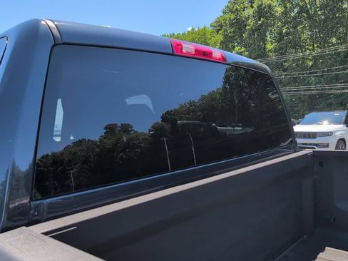 Used 2025 RAM 2500 Big Horn AWD/4WD image 12