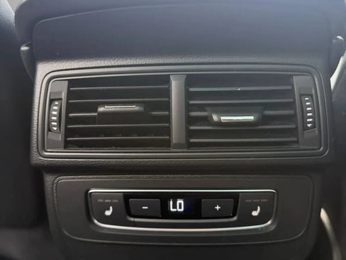 Used 2019 Audi Q7 2.0T Premium w/ Convenience Package AWD/4WD image 19