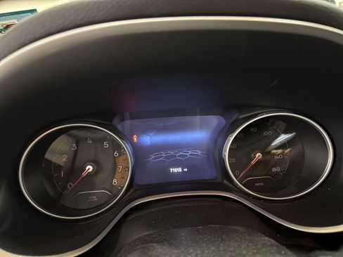 Used 2018 Jeep Compass Latitude w/ Popular Equipment Group image 7