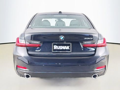 New 2026 BMW 330i Sedan w/ Convenience Package RWD image 6