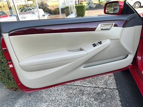 Used 2005 Toyota Solara SLE image 16