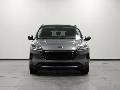 Used 2021 Ford Escape SE FWD image 9