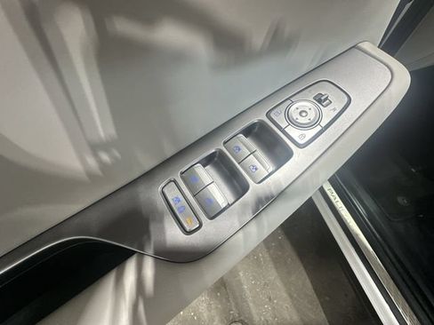 Used 2023 Hyundai Palisade Limited AWD/4WD image 19