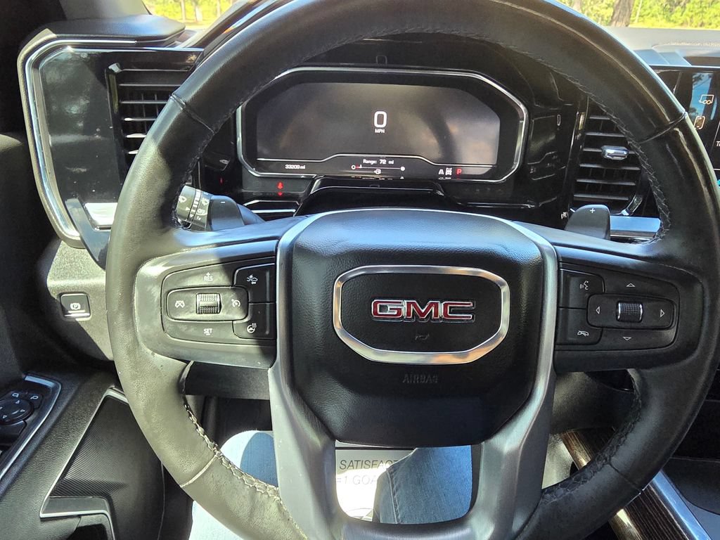 Used 2024 GMC Sierra 1500 Elevation w/ LPO, Elevation Black Package AWD/4WD image 33
