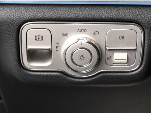 Used 2022 Mercedes-Benz GLE 350 4MATIC image 13