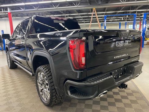 Used 2023 GMC Sierra 1500 Denali Ultimate image 9