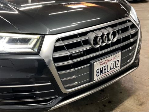 Used 2018 Audi Q5 2.0T Premium Plus w/ Premium Plus Package image 29