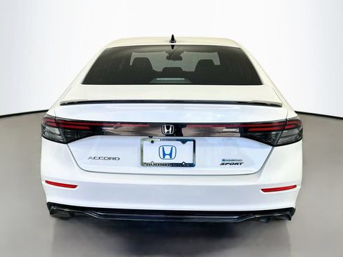 Used 2024 Honda Accord Sport image 6