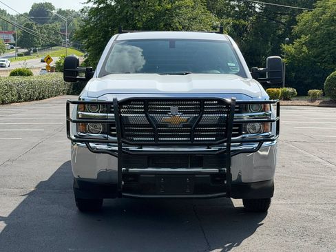 Used 2018 Chevrolet Silverado 2500 W/T RWD image 3