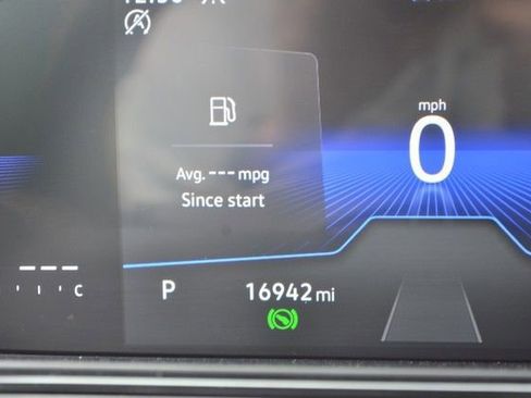 Used 2025 Volkswagen Taos S AWD/4WD image 23