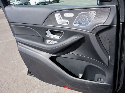 Certified 2024 Mercedes-Benz GLS 450 4MATIC image 39