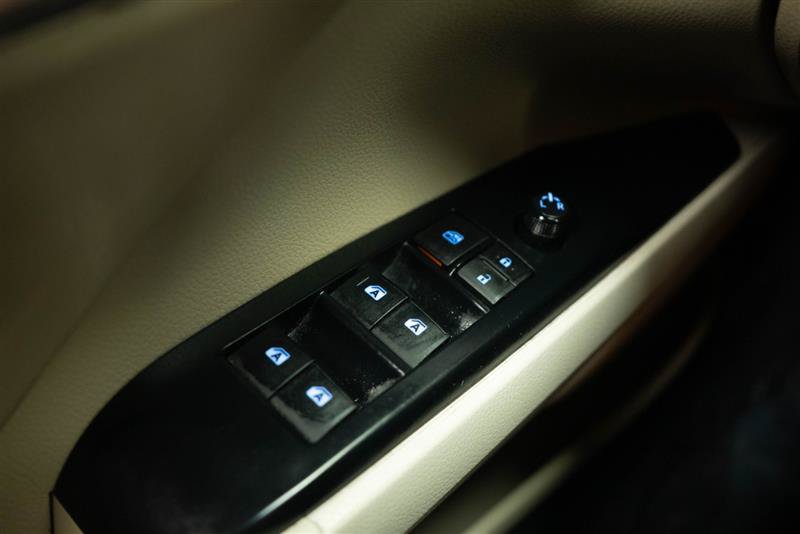 Used 2020 Toyota Camry LE w/ Cold Weather Package AWD/4WD image 27