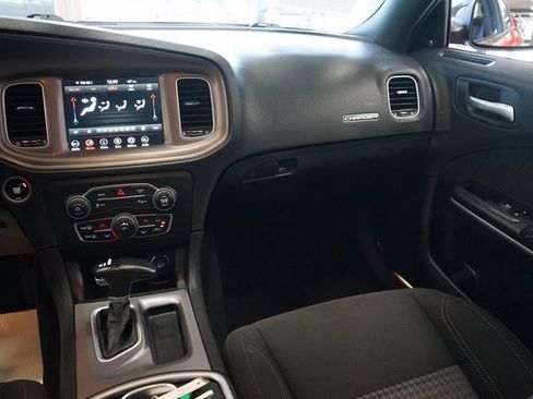 Used 2023 Dodge Charger SXT image 9
