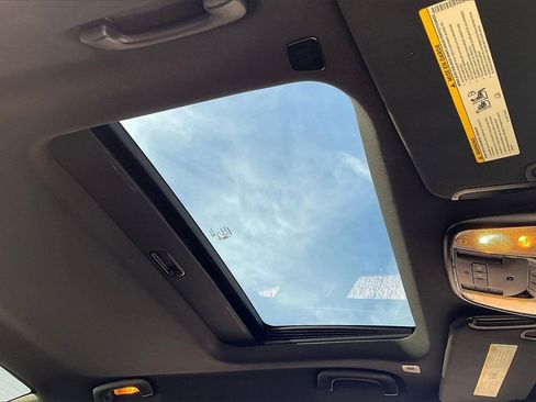 Used 2019 Dodge Charger Scat Pack w/ Plus Group image 27