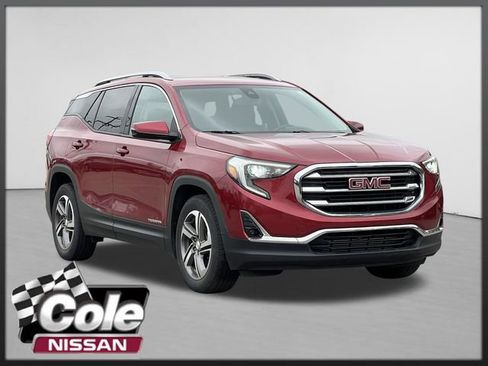 Used 2020 GMC Terrain SLT w/ Preferred Package FWD image 1