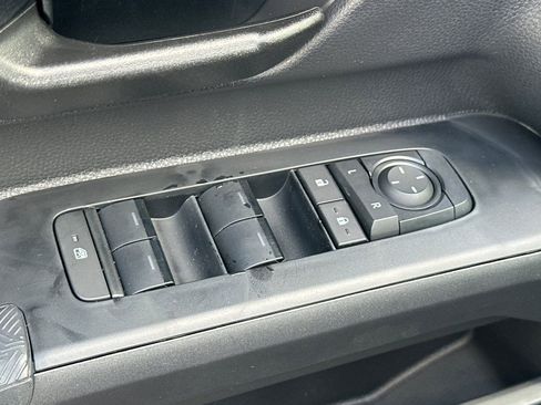 New 2026 Toyota Tacoma SR5 image 12