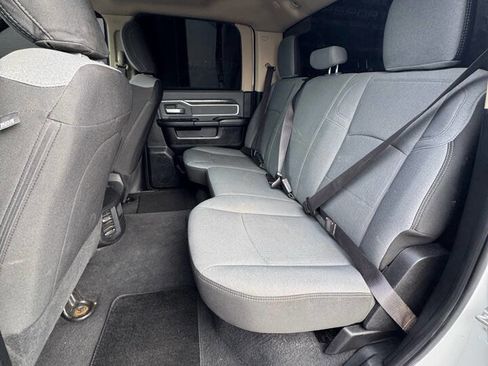 Used 2019 RAM 2500 Big Horn image 17