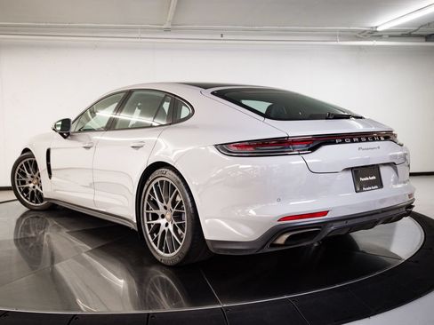 Certified 2022 Porsche Panamera 4 AWD/4WD image 3